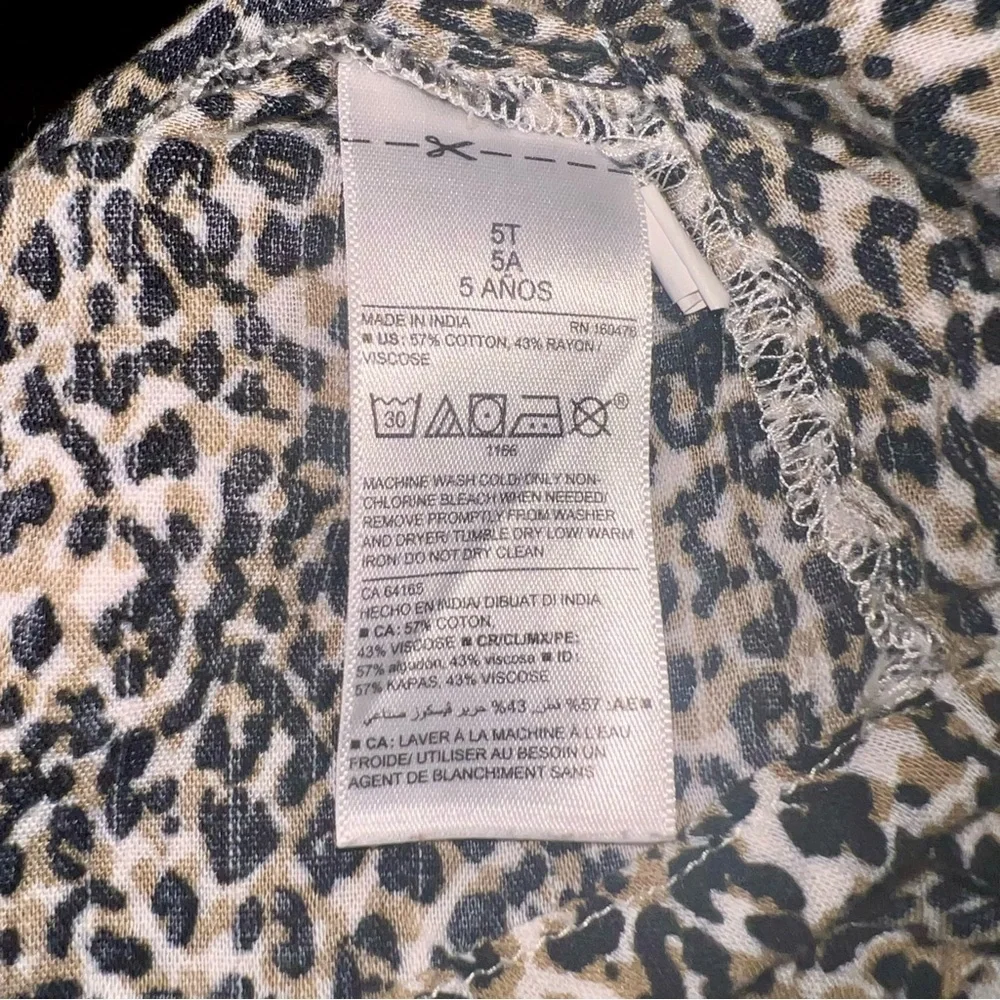 Old Navy little girl leopard top size 5T